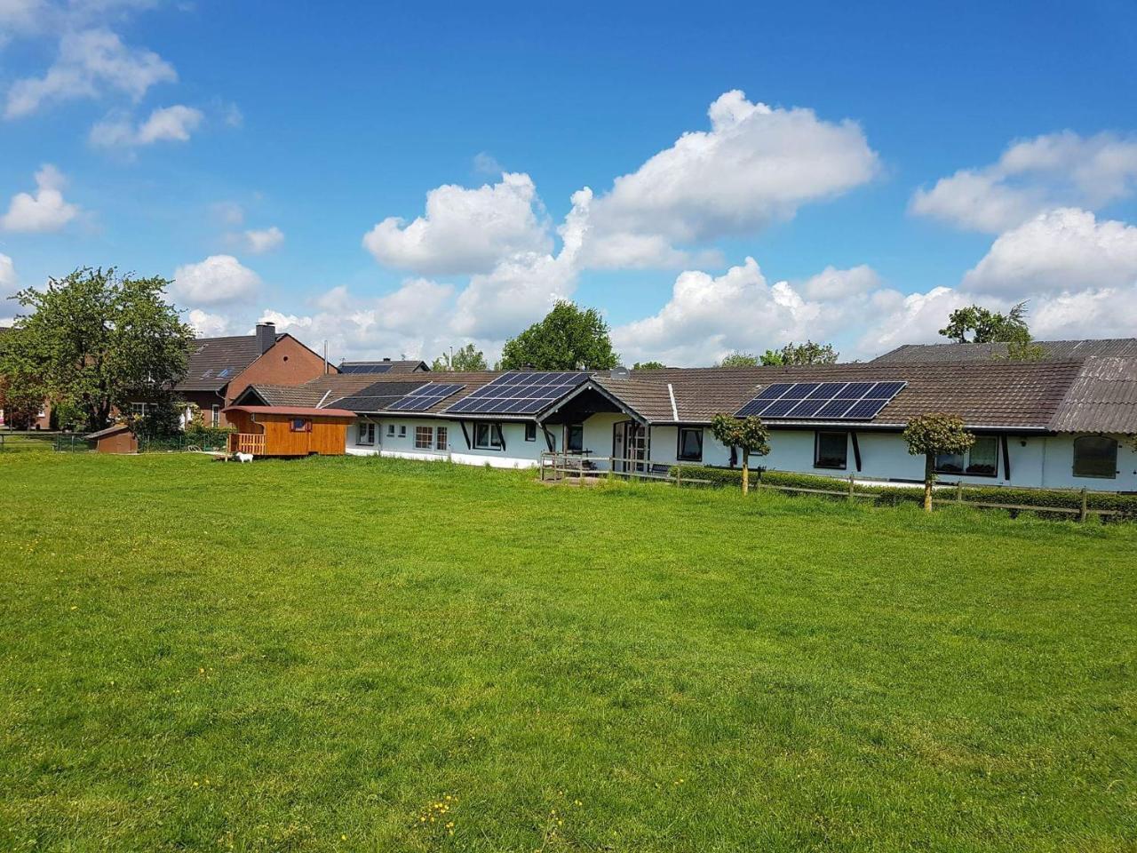 Gaestehaus Ermen Kamp-Lintfort Exteriör bild